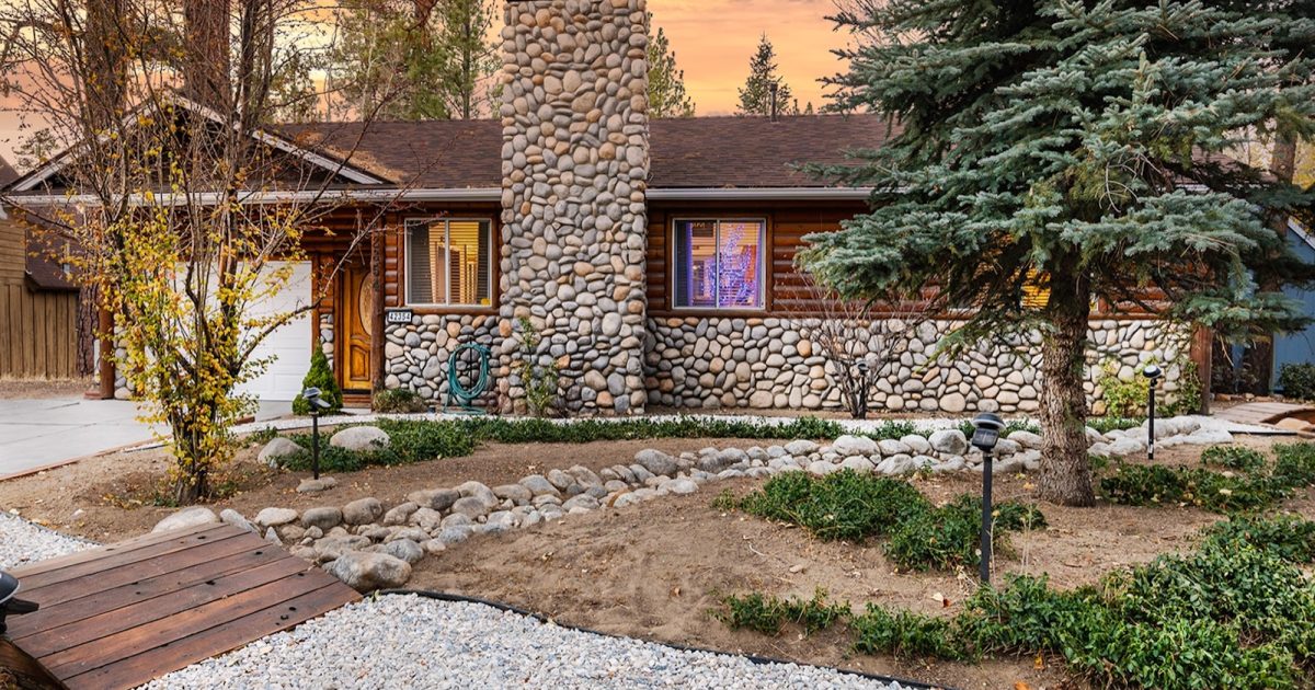 Winterland Cottage | Big Bear Lake, CA