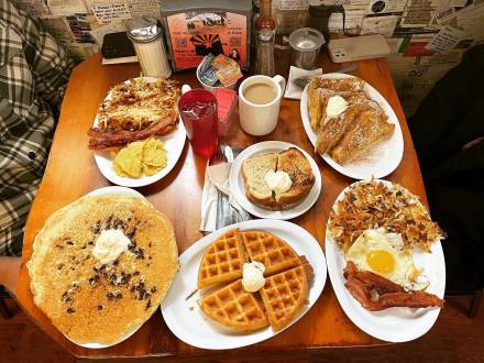 Best Big Bear Restaurants | Big Bear Lake, CA