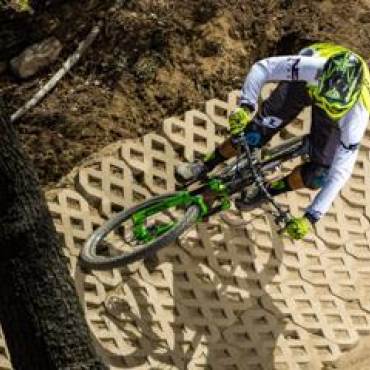 A mountain biker rides down the mountain