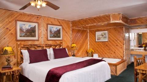 Big Bear Frontier offers cabin and lodging rooms